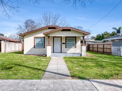 978 N Arthur Ave, Fresno, CA, 93728