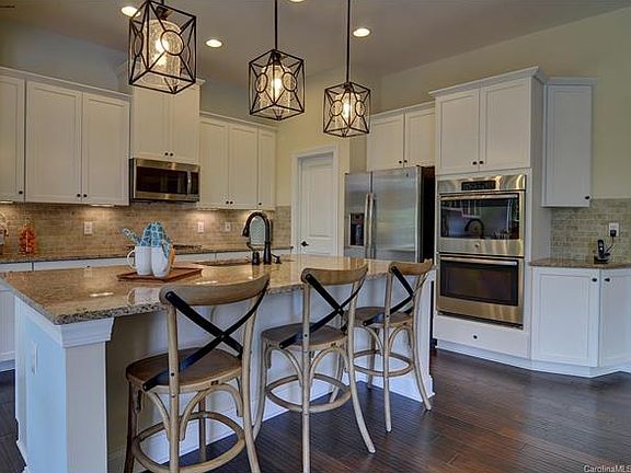 4th image of 809 Brookmeade Dr #60