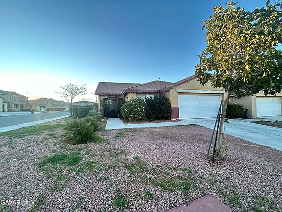2nd image of 13740 Mesa View Dr