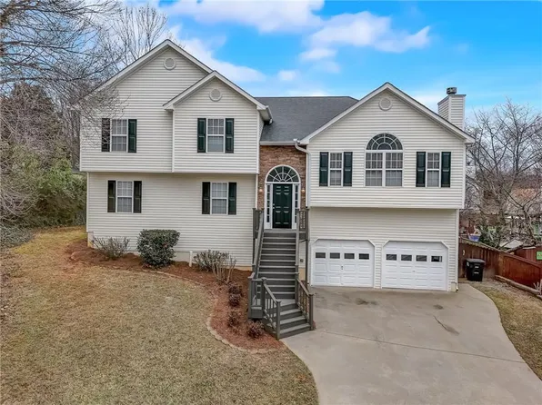 225 Taylors Farm Dr, Canton, GA 30115