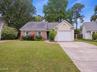 111 Macfarren Ln, Summerville, SC 29485