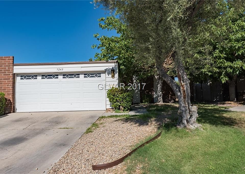 1st image of 5243 N Lakewood Ct