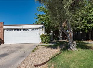 5243 N Lakewood Ct, Las Vegas, NV 89120