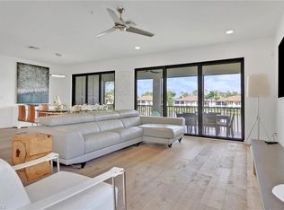 15161 Palmer Lake Cir UNIT 202, Naples, FL 34109
