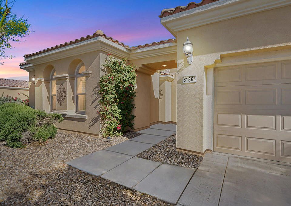 1st image of 81864 Avenida Sombra