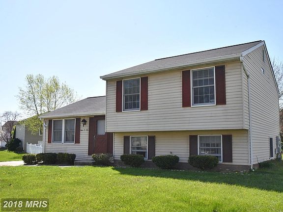 Features a Brand New Roof (2018)