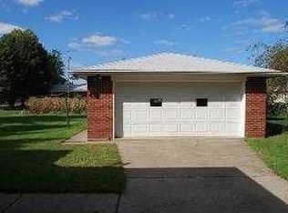 2105 Birchard St, Toledo, OH 43605