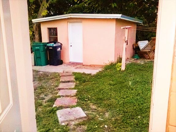 5th image of 2451 NW 154th St