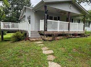 2324 Yellow Rock Rd, De Soto, MO 63020