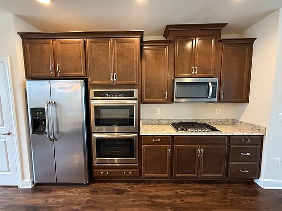 2nd image of 6002 Camerons Ferry Dr