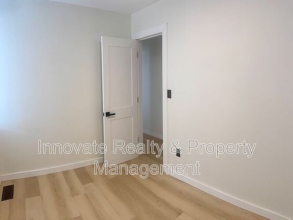 5th image of 2250 E Clearfield St Floor 2