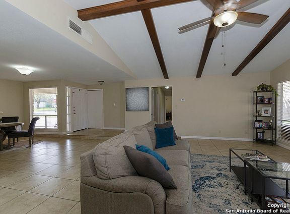 2nd image of 12622 Moss Hollow St