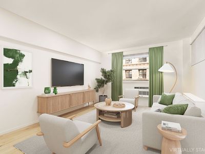 211 Thompson St, New York, NY, 10012