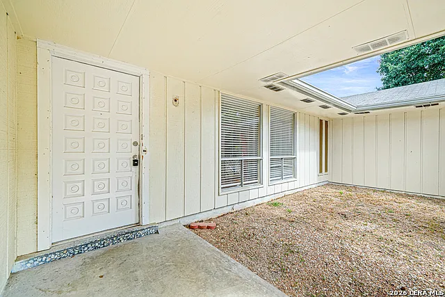 3 bed, 2.0 bath, 1763 sqft, $1,850 — Photo 4