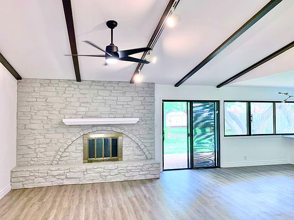 3rd image of 11809 Highland Oaks Trl