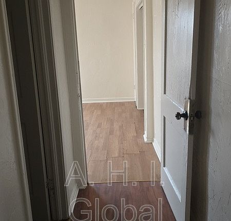 5th image of 309 N Florida St
