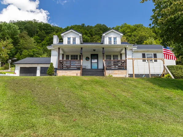 134 Maple St, Weber City, VA 24290