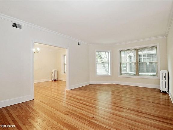 2nd image of 549 Hinman Ave APT H3