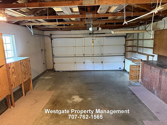 4th image of 1278 Pacific Ave