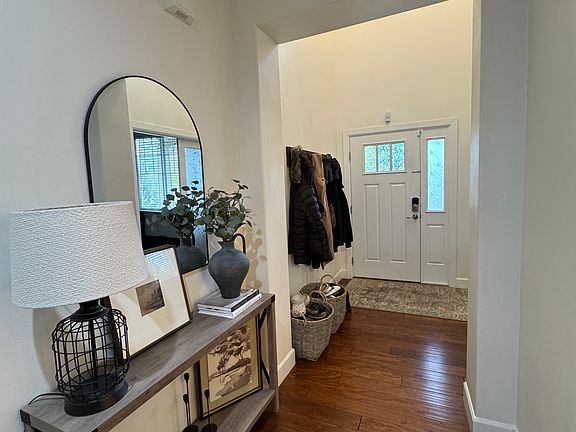 3rd image of 1205 35th Street Pl SE