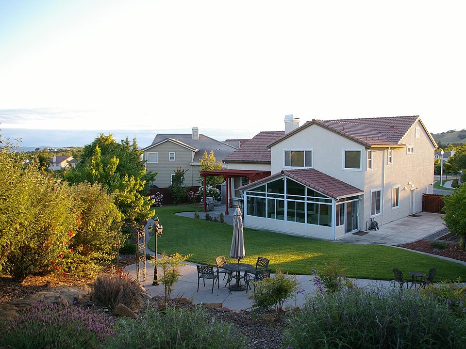 1st image of 4238 Hazeltine Way