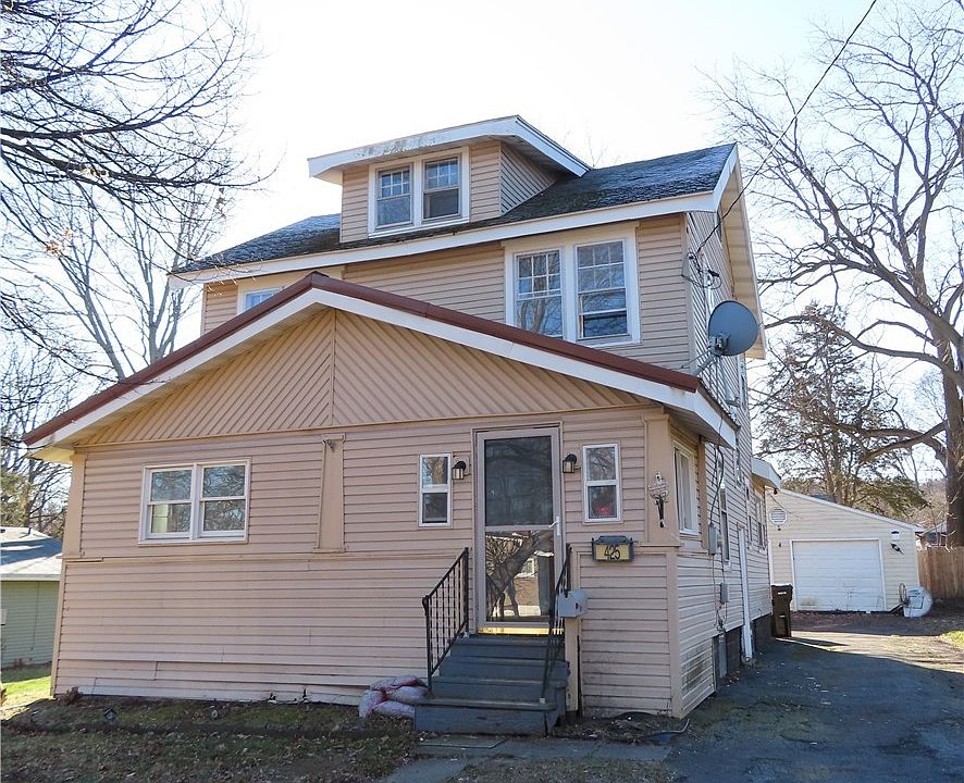 1st image of 425 Lynch Ave