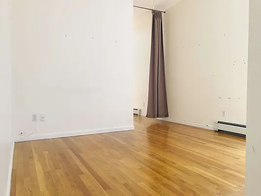 Rented by Luxor Homes & Investment Realty | media 27