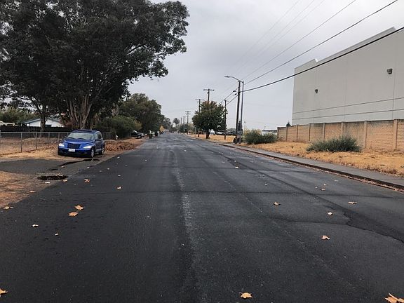 4th image of 140 Morrison Ave