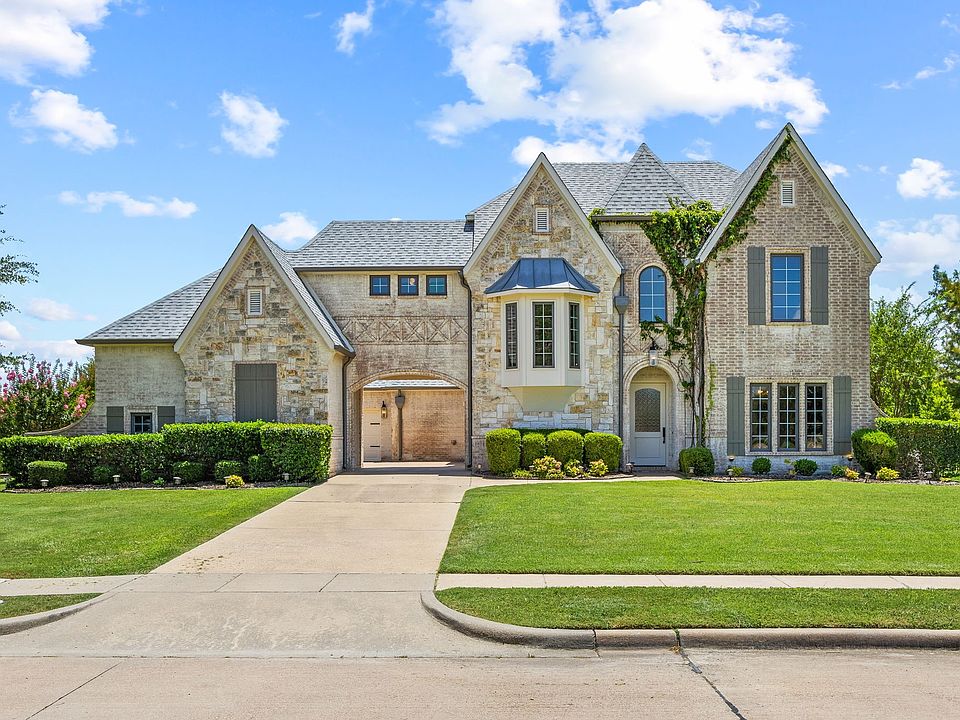 1st image of 399 Wyndemere Blvd