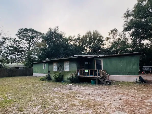 1209 NW 2nd St, Carrabelle, FL 32322