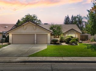 9425 Eagle Oak Rd, Bakersfield, CA 93311