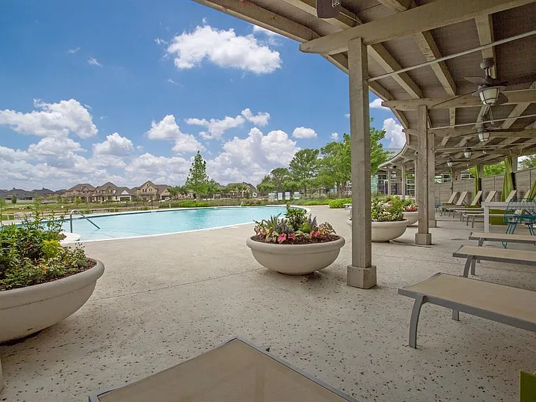 605 Boardwalk Way — Photo 31