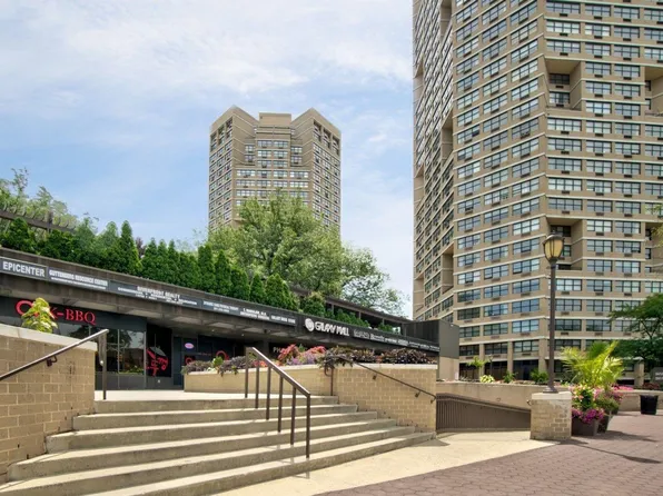 7002 Blvd East image 27 of 29