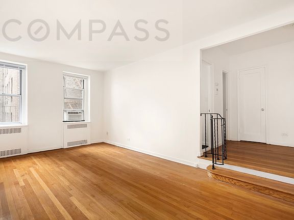3rd image of 225 E 47th St APT 2G