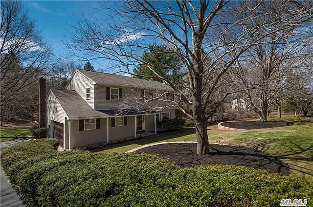 1st image of 8 Russell Dr
