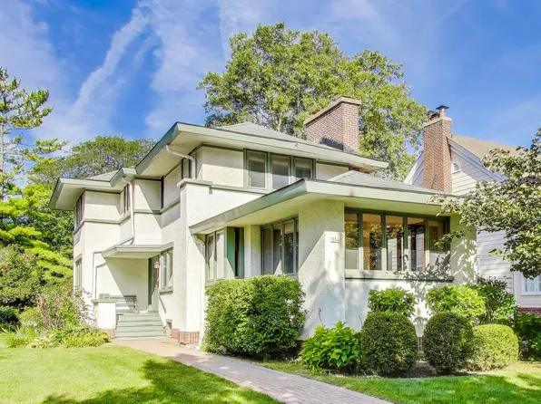 734 Bonnie Brae Pl, River Forest, IL 60305