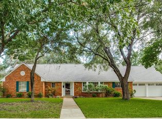 3701 Wedgway Dr, Fort Worth, TX 76133