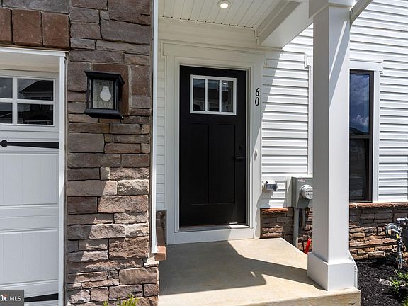 3rd image of 60 Rosemary Way