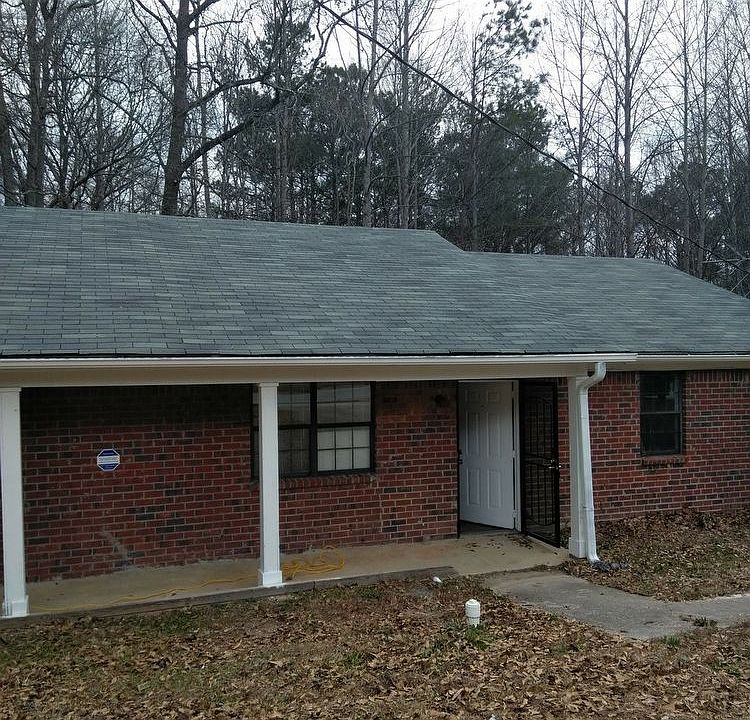 2nd image of 8337 Warren Dr