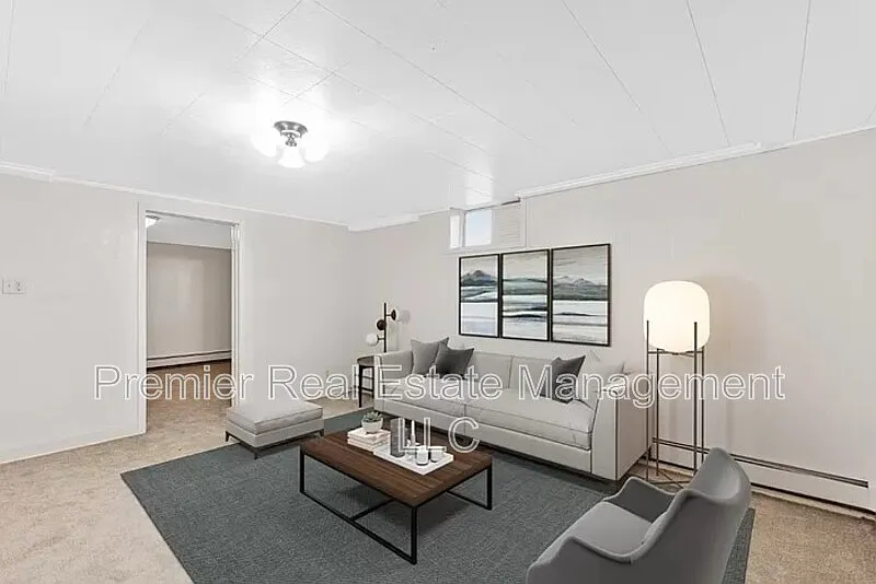 2 bed, 1.0 bath, 863 sqft, $1,350 — Photo 3