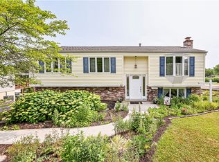 37 Patricia Dr, Greensburg, PA