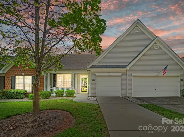 4729 Willow Glen Rd, Harrisburg, NC 28075