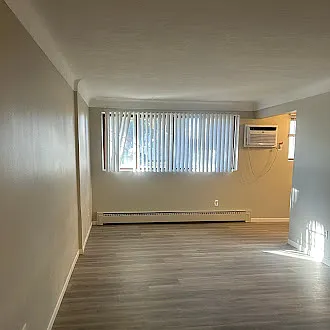 Building Photo - 1630 Marion St #1