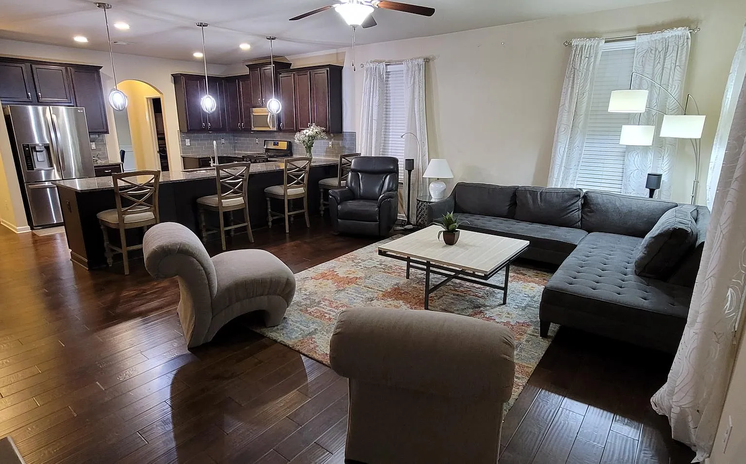 216 Plantation Meadows Ct — Photo 2