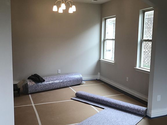 3rd image of 214 Preston Ln #172