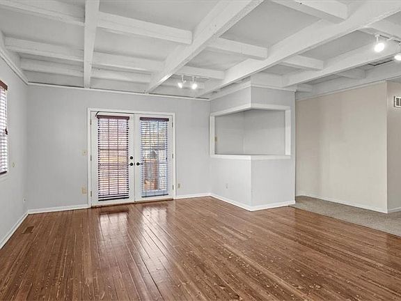 5th image of 4716 Fontana St