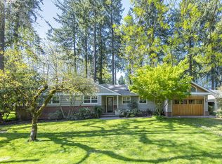 1051 Sunningdale Rd, Lake Oswego, OR 97034