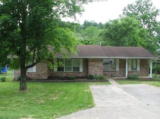 142 Meadow Dr, Scott Depot, WV 25560