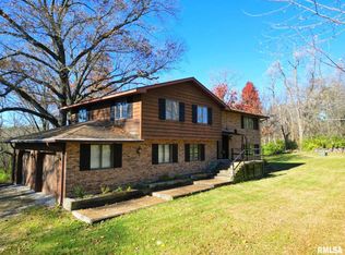 9907 N Fox Creek Dr, Brimfield, IL 61517