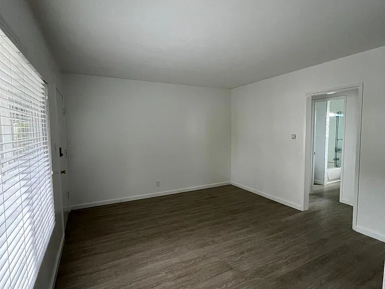 2106 Aviation Way #1 — Photo 3